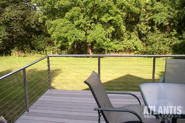 Stainless Cable Railing with Big Lawn